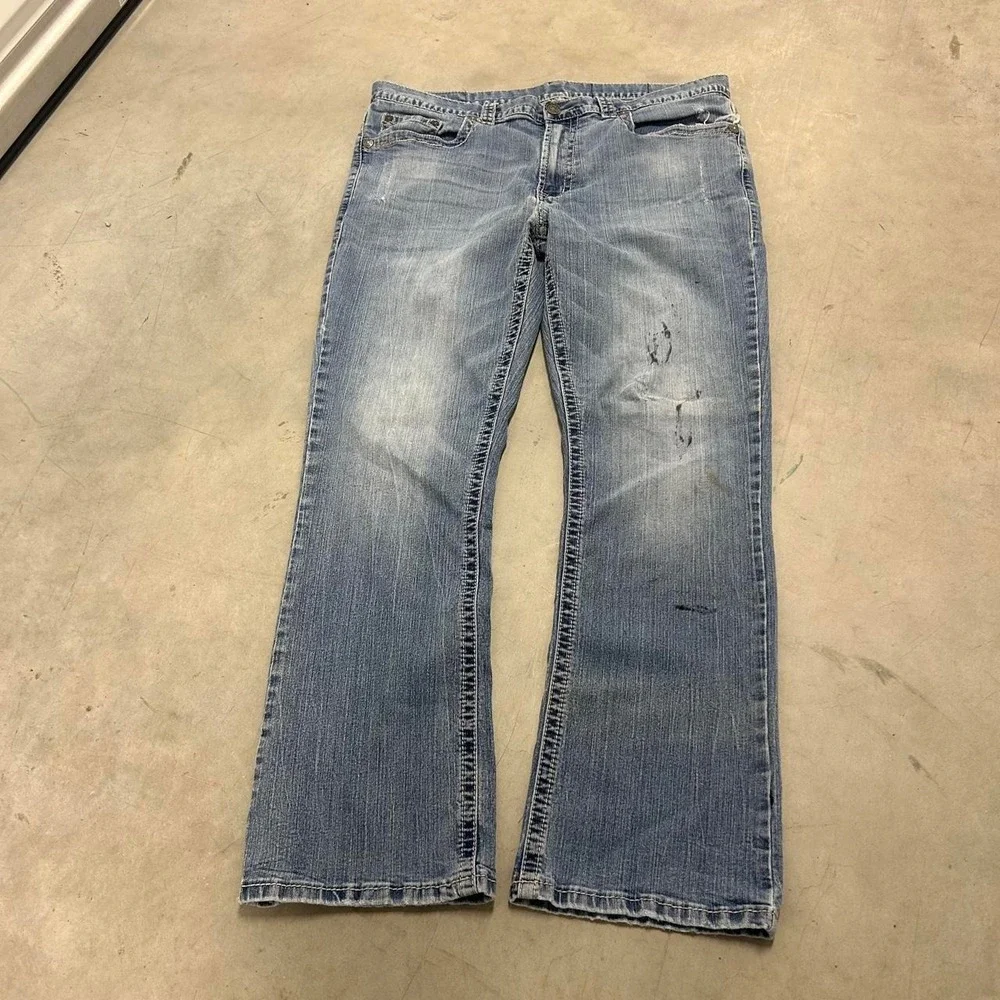 Y2K Light Wash Wide Leg Relaxed Fit Grunge Style Distressed Jeans